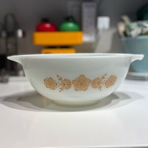 Vintage Pyrex Butterfly Gold Cinderella Nesting Bowl 443